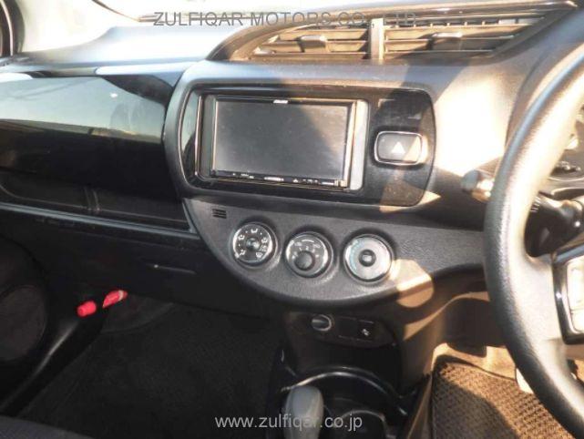 TOYOTA VITZ 2019 Image 10