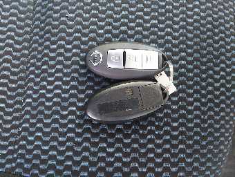 NISSAN NOTE 2016 Image 11