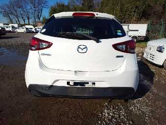 MAZDA DEMIO 2016 Image 3