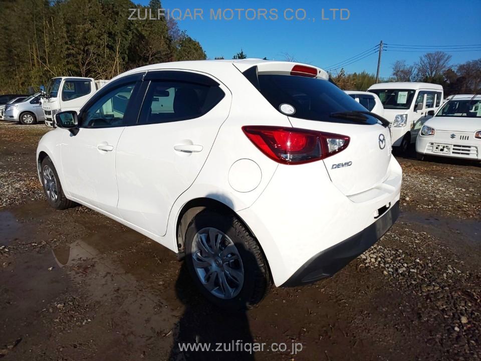 MAZDA DEMIO 2016 Image 4