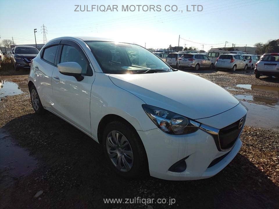 MAZDA DEMIO 2016 Image 6