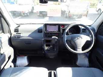 DAIHATSU HIJET CARGO 2016 Image 4