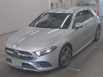 MERCEDES BENZ A CLASS 2018 Image 4