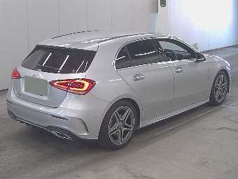 MERCEDES BENZ A CLASS 2018 Image 5