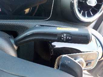 MERCEDES BENZ A CLASS 2018 Image 10