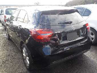 MERCEDES BENZ A CLASS 2017 Image 17