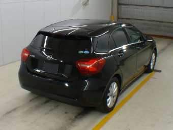 MERCEDES BENZ A CLASS 2017 Image 4