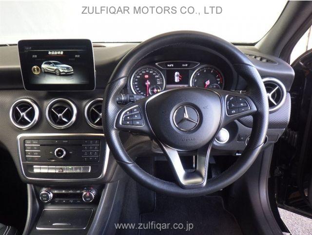 MERCEDES BENZ A CLASS 2017 Image 5