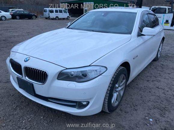 BMW 5 SERIES 2011 Image 2