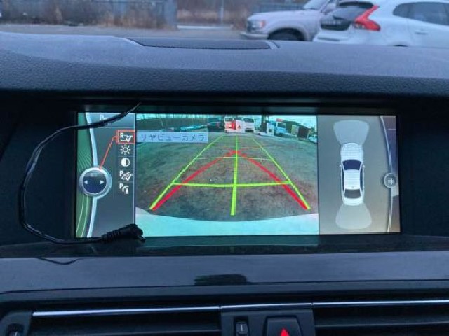 BMW 5 SERIES 2011 Image 34