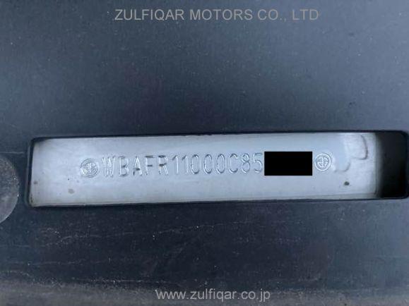 BMW 5 SERIES 2011 Image 7