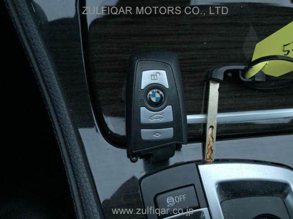 BMW 5 SERIES 2011 Image 8