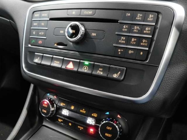 MERCEDES BENZ GLA CLASS 2017 Image 23