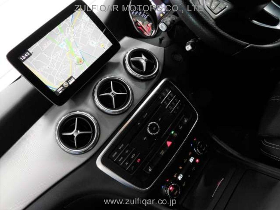 MERCEDES BENZ GLA CLASS 2017 Image 4