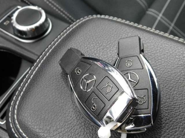 MERCEDES BENZ GLA CLASS 2017 Image 31