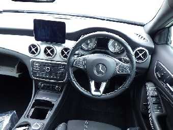 MERCEDES BENZ GLA CLASS 2017 Image 27
