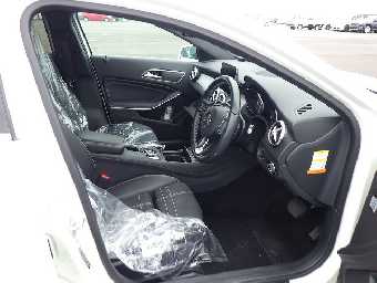 MERCEDES BENZ GLA CLASS 2017 Image 28