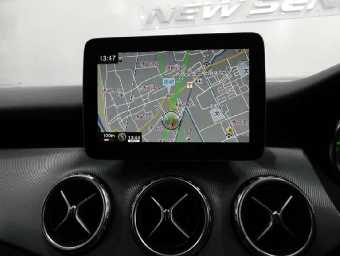 MERCEDES BENZ GLA CLASS 2017 Image 5