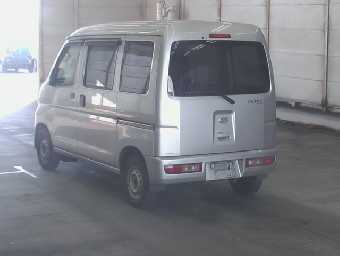 DAIHATSU HIJET CARGO 2015 Image 2
