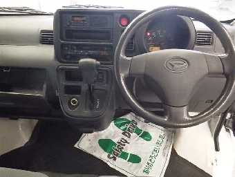 DAIHATSU HIJET CARGO 2016 Image 5