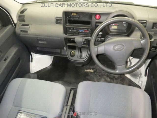 DAIHATSU HIJET CARGO 2017 Image 3