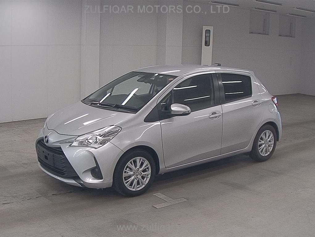 TOYOTA VITZ 2018 Image 4