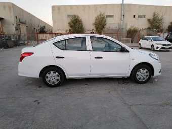 NISSAN SUNNY 2017 Image 5