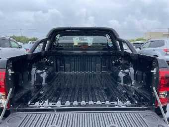 TOYOTA HILUX 2019 Image 17
