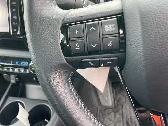 TOYOTA HILUX 2019 Image 8