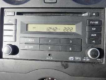 NISSAN NOTE 2015 Image 4