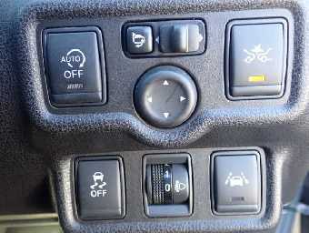 NISSAN NOTE 2015 Image 5