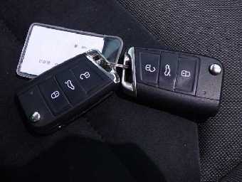 VOLKSWAGEN GOLF VARIANT 2016 Image 8