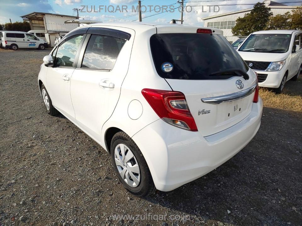 TOYOTA VITZ 2016 Image 4