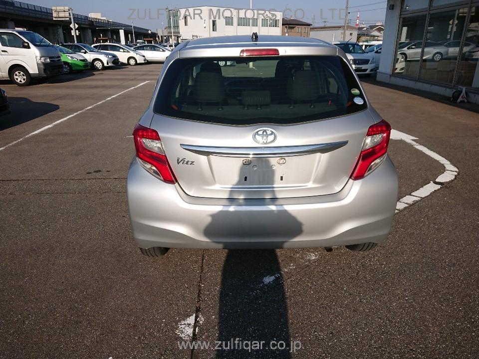 TOYOTA VITZ 2016 Image 3