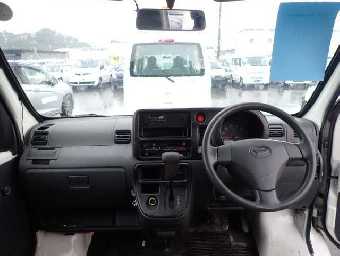DAIHATSU HIJET CARGO 2015 Image 6