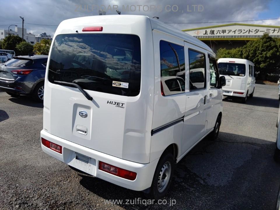 DAIHATSU HIJET CARGO 2016 Image 2