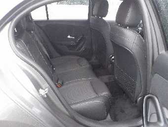 MERCEDES BENZ A CLASS 2019 Image 14