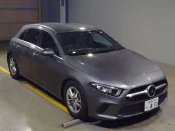 MERCEDES BENZ A CLASS 2019 Image 3
