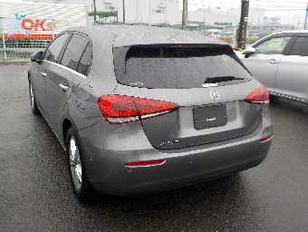 MERCEDES BENZ A CLASS 2019 Image 18