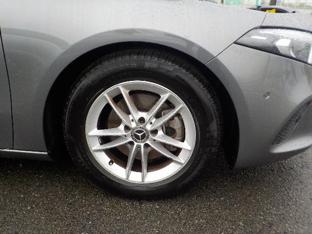 MERCEDES BENZ A CLASS 2019 Image 26