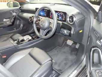 MERCEDES BENZ A CLASS 2019 Image 5