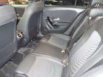 MERCEDES BENZ A CLASS 2019 Image 8