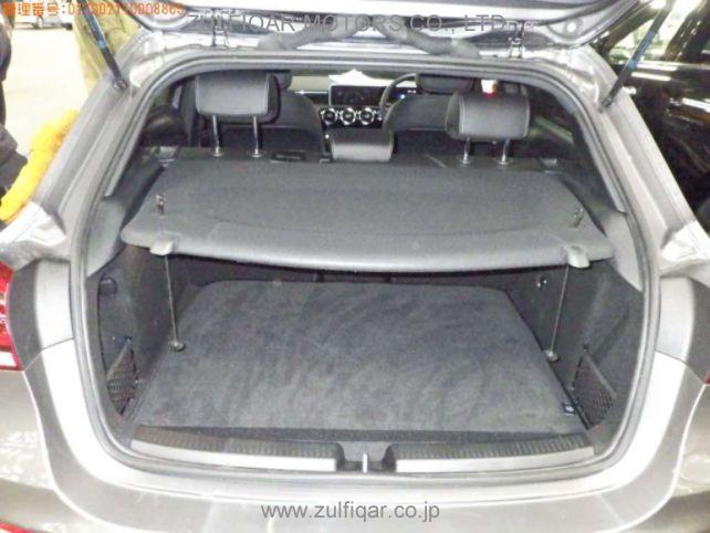 MERCEDES BENZ A CLASS 2019 Image 9