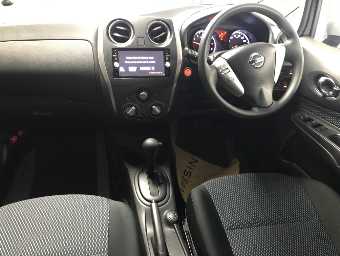 NISSAN NOTE 2015 Image 3