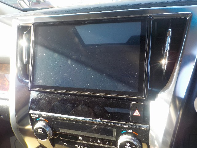 TOYOTA ALPHARD 2018 Image 29