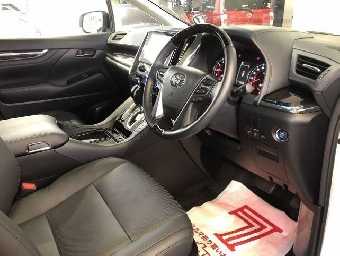 TOYOTA ALPHARD 2020 Image 3