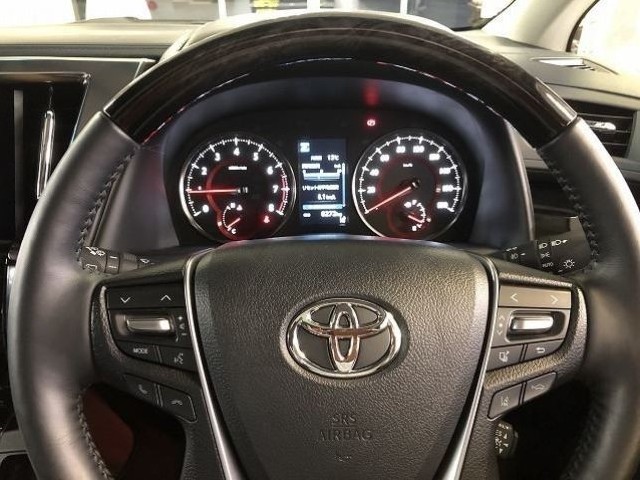 TOYOTA ALPHARD 2020 Image 32