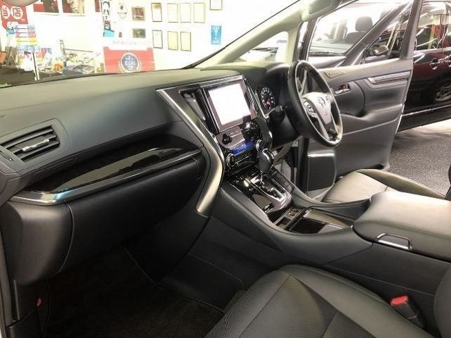 TOYOTA ALPHARD 2020 Image 35