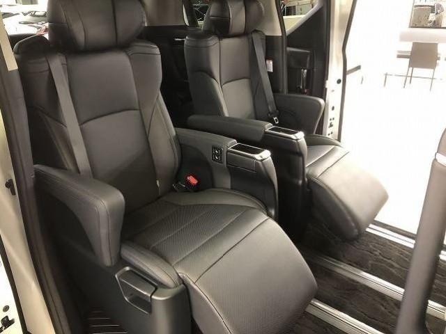 TOYOTA ALPHARD 2020 Image 37