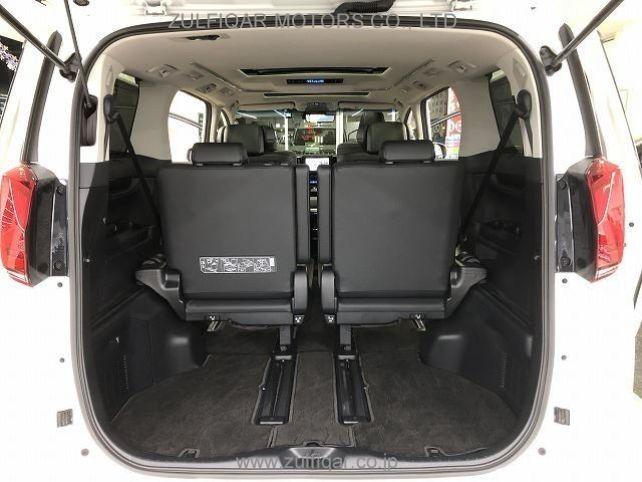 TOYOTA ALPHARD 2020 Image 9